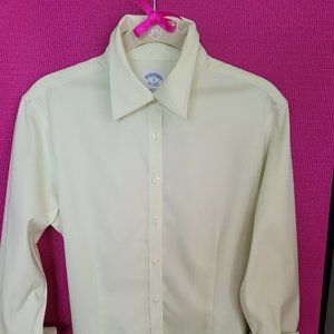 Brook Brothers Light Mint Green Blouse - Size 6